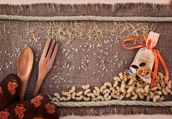 Spridda spån, pasta och ris — Stockfoto