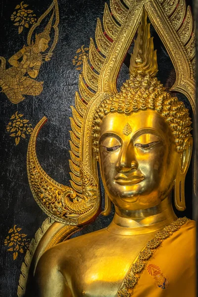 Piękne Złote Posągi Buddy Statui Starożytnego Tajskiego Stylu Sztuki Wat — Zdjęcie stockowe
