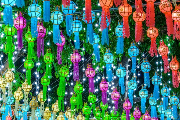 Het Licht Van Mooie Kleurrijke Lanna Lamp Papier Lantaarn Achtergrond — Stockfoto