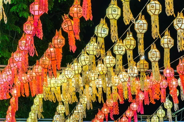 Світло Яскравого Кольорового Візерунка Ліхтаря Ланни Ліхтарі Північного Стилю Тайського — стокове фото