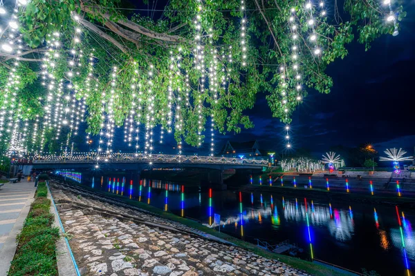 Красивая Сцена Светлый Цвет Фестиваль Loy Krathong Ват Пхра Раттана — стоковое фото