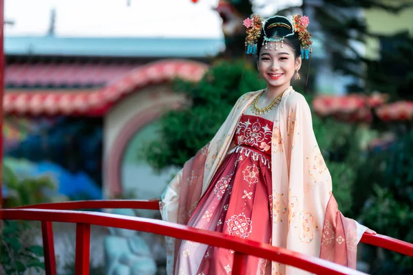 Portrait Smile Cute Little Asian Girl Wearing Chinese Costumes Decoration — Stock Photo, Image