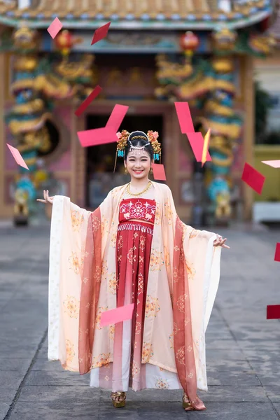 Asiatico Felice Bellezza Bambina Indossare Cinese Antichi Costumi Con Molti — Foto Stock