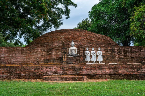 Αρχαία Φιγούρες Buddha Στο Sri Sukhot Ναός Είναι Ένα Αρχαίο — Φωτογραφία Αρχείου