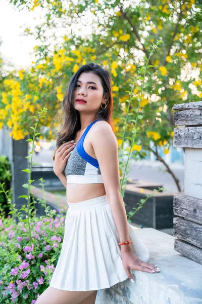 Portrait Beautiful Athletic Young Asian Woman Fashionable Sportswear Standing Having — Photo
