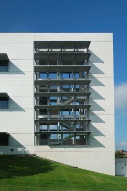 Güneş gölgelik