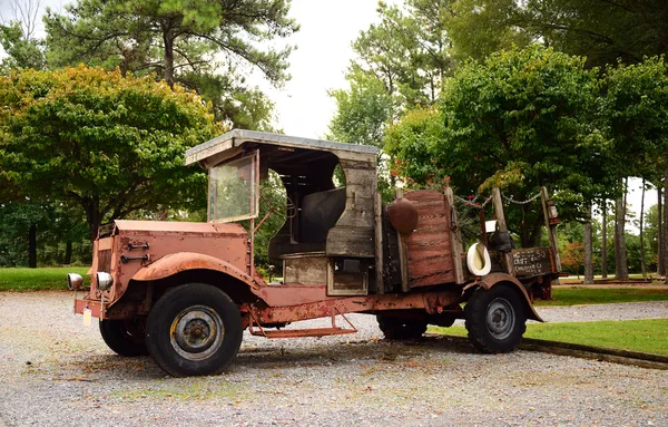 ぼろ自動車 — ストック写真