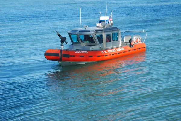 Coast guard patrolu — Zdjęcie stockowe