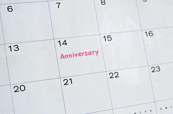 Yıldönümü takvimi üzerinde işaretlenmiş
