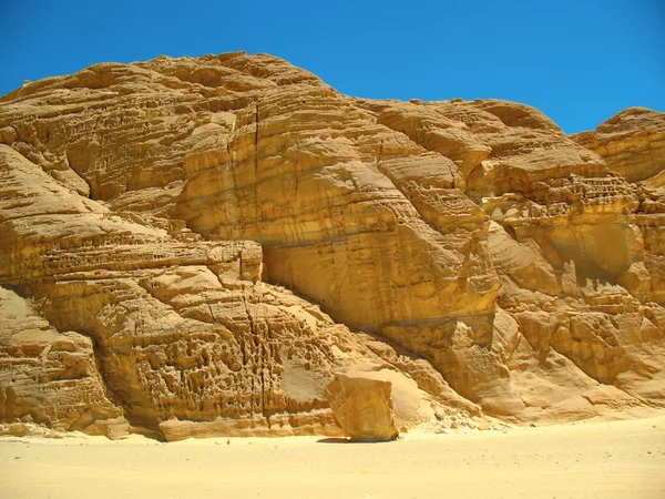 Berge die Wüste. Afrika — Stockfoto