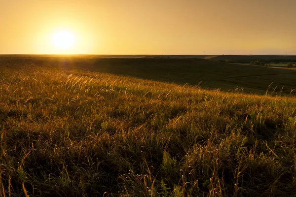 Goldener Sonnenaufgang — Stockfoto