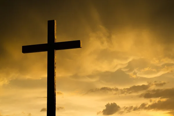 Gesù sta morendo sulla croce e risorge — Foto Stock