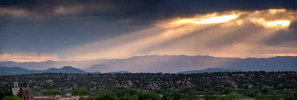 Gyönyörű Naplemente Táj Kilátás Santa Mexikó Efázis Rétegek Fény Hegyekben Jogdíjmentes Stock Fotók