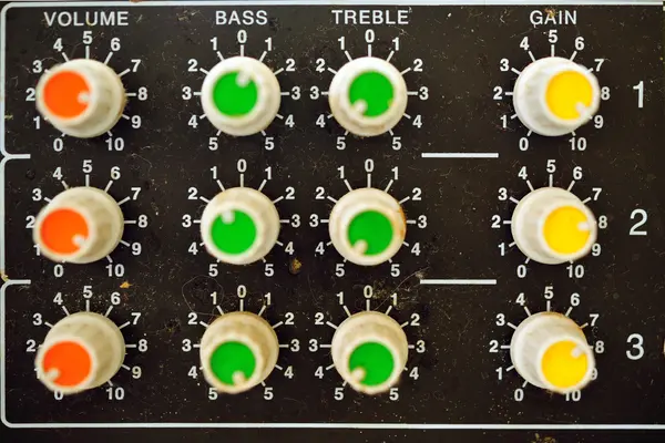 Dirty amplifier control panel — Stock Photo, Image
