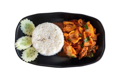 Çin lahanası ve kimchi ile karıştırılmış domuz eti dilimleri, Kore mutfağı.