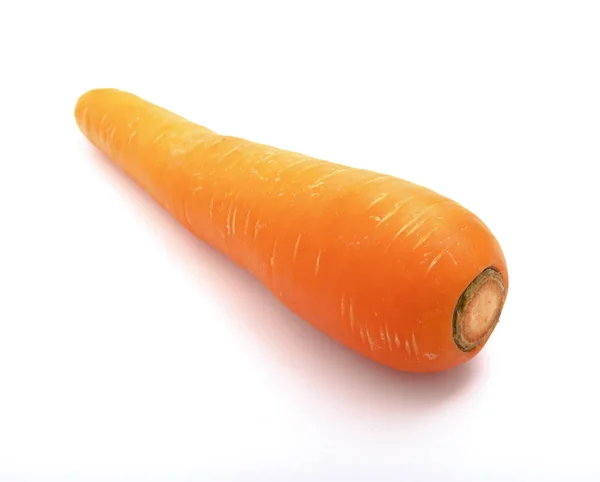 Zanahorias Frescas Aisladas Sobre Fondo Blanco —  Fotos de Stock