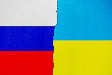 Ukrayna ve Rusya arasındaki Rus ve Ukrayna bayrakları savaşı