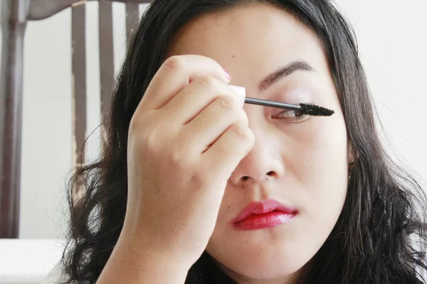 Mujer y maquillaje — Foto de Stock