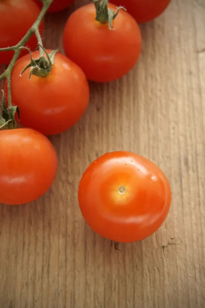 Tomates cereja — Fotografia de Stock