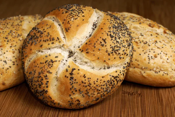 Kaiser ekmek ruloları — Stok fotoğraf