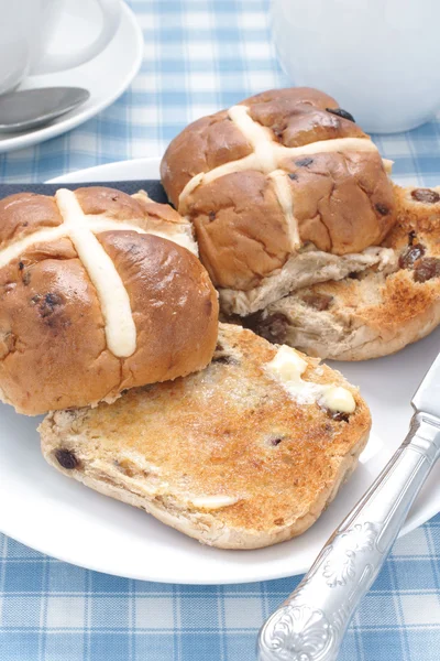 Hot cross broodjes — Stockfoto