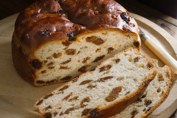 Barmbrack Lub Bairin Breac Tradycyjny Irlandzki Bochenek Owoców Sułtanów Rodzynek — Zdjęcie stockowe