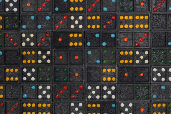 Dominosteine farbigen Hintergrund — Stockfoto