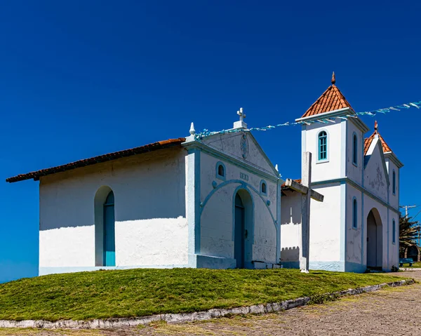 White Blue Little Church Hill — Stock Photo, Image