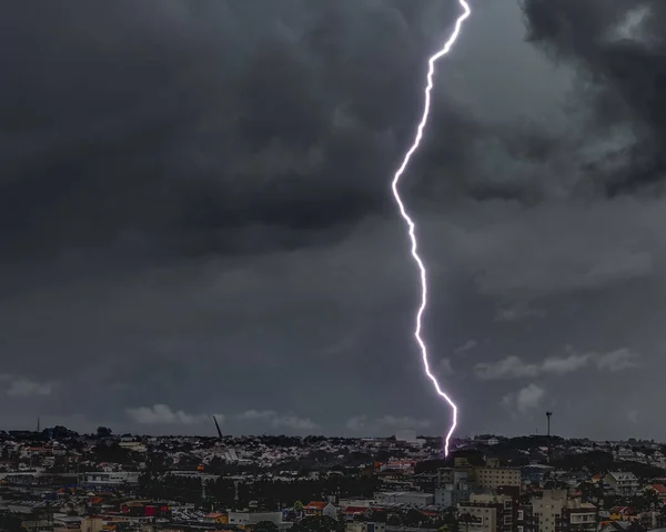 Blixt Rann Över Den Stormiga Himlen — Stockfoto