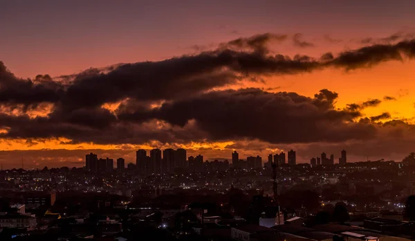 Soleil Lève Dans Une Aube Colorée — Photo