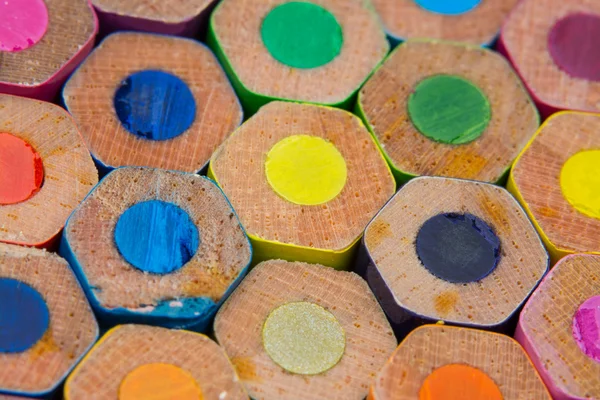 Макрозображення кольорових олівців — стокове фото