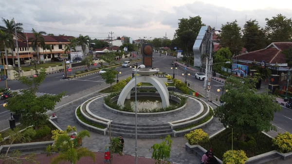 インドネシア ジョグジャカルタ 2021年10月22日市内中心部の緑の公園 — ストック写真
