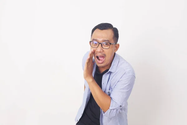 Wow Und Schockiertes Gesicht Des Asiatischen Mannes Werbemodellkonzept Isoliert Auf — Stockfoto