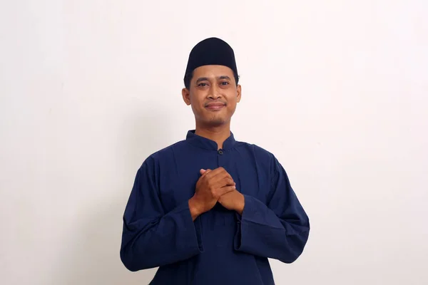 Sorriso Volto Felice Uomo Asiatico Ordinario Costume Musulmano Concetto Pensiero — Foto Stock