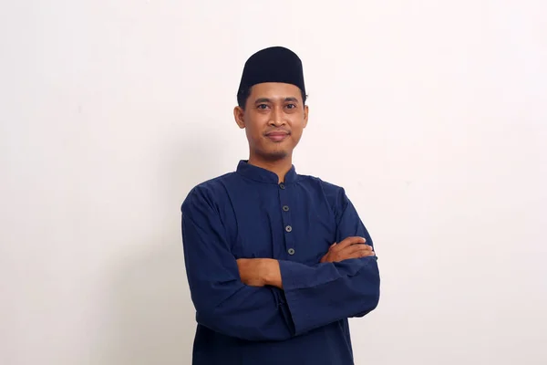 Lach Blij Gezicht Van Gewone Aziatische Man Moslim Kostuum Begrip — Stockfoto