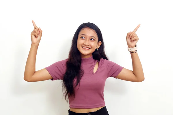 Ásia Mulher Apresentando Com Dois Dedo Apontando Para Cima Isolado — Fotografia de Stock