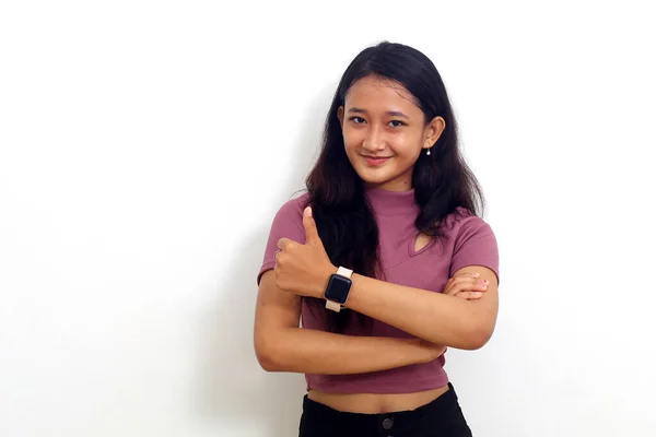 Feliz Asiático Chica Mostrando Gesto Dedo Pulgar Arriba Buscando Cámara —  Fotos de Stock