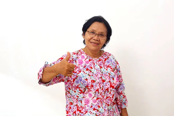 Asian Elderly Woman Standing While Showing Thumbs Isolated White Background — ストック写真