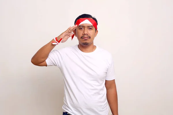 Asian Man Standing Respect Gesture Looking Camera Indonesian Independence Day — Stockfoto