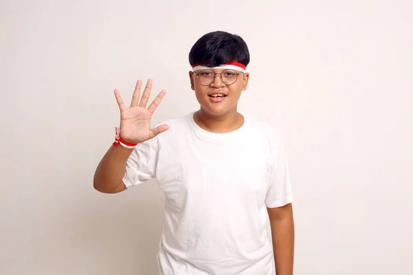 Asian Boy Standing While Showing Five Fingers Indonesian Independence Day — Foto de Stock