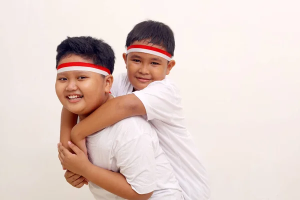 Familiarity Asian Boys Red White Ribbon Head Indonesian Independence Day — Foto de Stock
