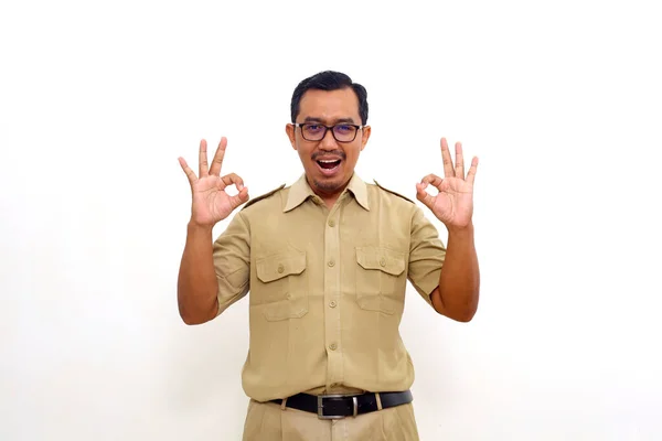 Satisfied Indonesian Government Employees Standing While Making Okay Hand Gesture — Stok Foto