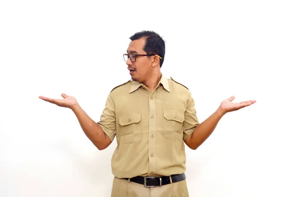 Happy Indonesian Government Employees Standing Two Choices Isolated White Copyspace — Stockfoto