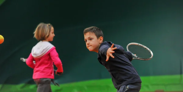 Escuela de tenis indoor — Foto de Stock