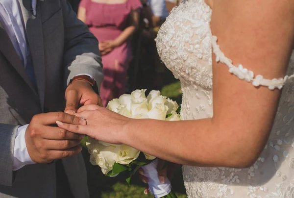 Esküvő Olyan Szertartás Ahol Két Vagy Több Ember Egyesül Házasságban — Stock Fotó
