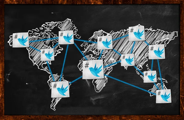 World bird anslutning på blackboard — Stockfoto