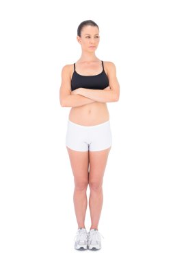 gülmeyen kadın spor giyim geçerken silah uzağa arıyorsunuz