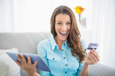 Online alışveriş euphoric esmer