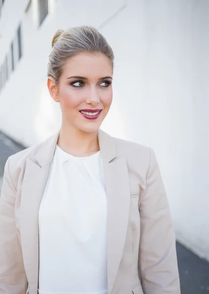 Smiling attractive businesswoman posing — Stock Photo, Image