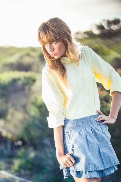 Mysterious gorgeous blonde on the roadside posing — Stock Photo, Image